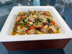 泡椒吃鸡牛蛙-野蔓果·山野菜(西湖景区·龙井茶田店)