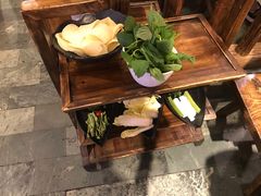-老房老舍重庆火锅(假日城市店)