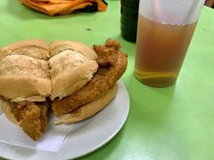 猪扒包-胜利茶餐室