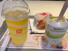 -麦当劳(世界城广场店)
