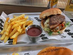 -Grinder 绞肉机汉堡(武定路店)