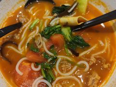 -蒙自源米线大王(花园城商场店)