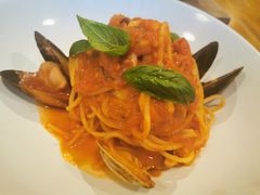 -ROAST coffee & eatery