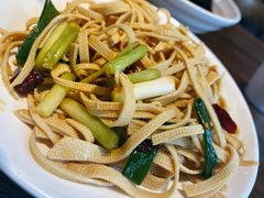 -老佛爷蛙锅•鲜蛙煲(麦凯乐店)