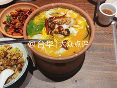 木瓜金蒜酸汤鱼-茄子恰恰·新云南小炒(钱王街店)