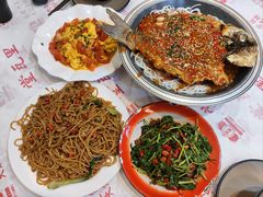 -堂瓦里·33年传统赣菜(第一街区店)