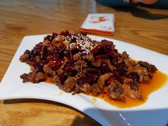 -兔行天下-鸿鹤鲜锅兔(中海国际店)