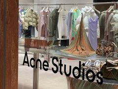 -Acne Studios(芮欧百货店)