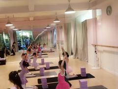 -雅米拉艺术中心(少儿舞蹈培训)