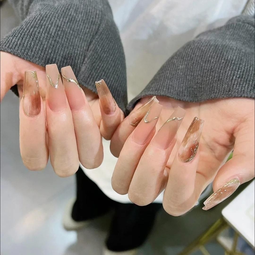 不贴钻的长款美甲