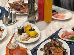 -锦厨国际自助餐厅 · 云端景观 (昆明索菲特大酒店)