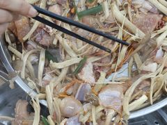 -大眼强五杯鹅·桑拿鸡煲