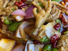 -六福烧烤酒馆(秦隆步行街店)