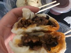 麻辣香菇鸡丁包-老陶包子铺(南大西南村店)
