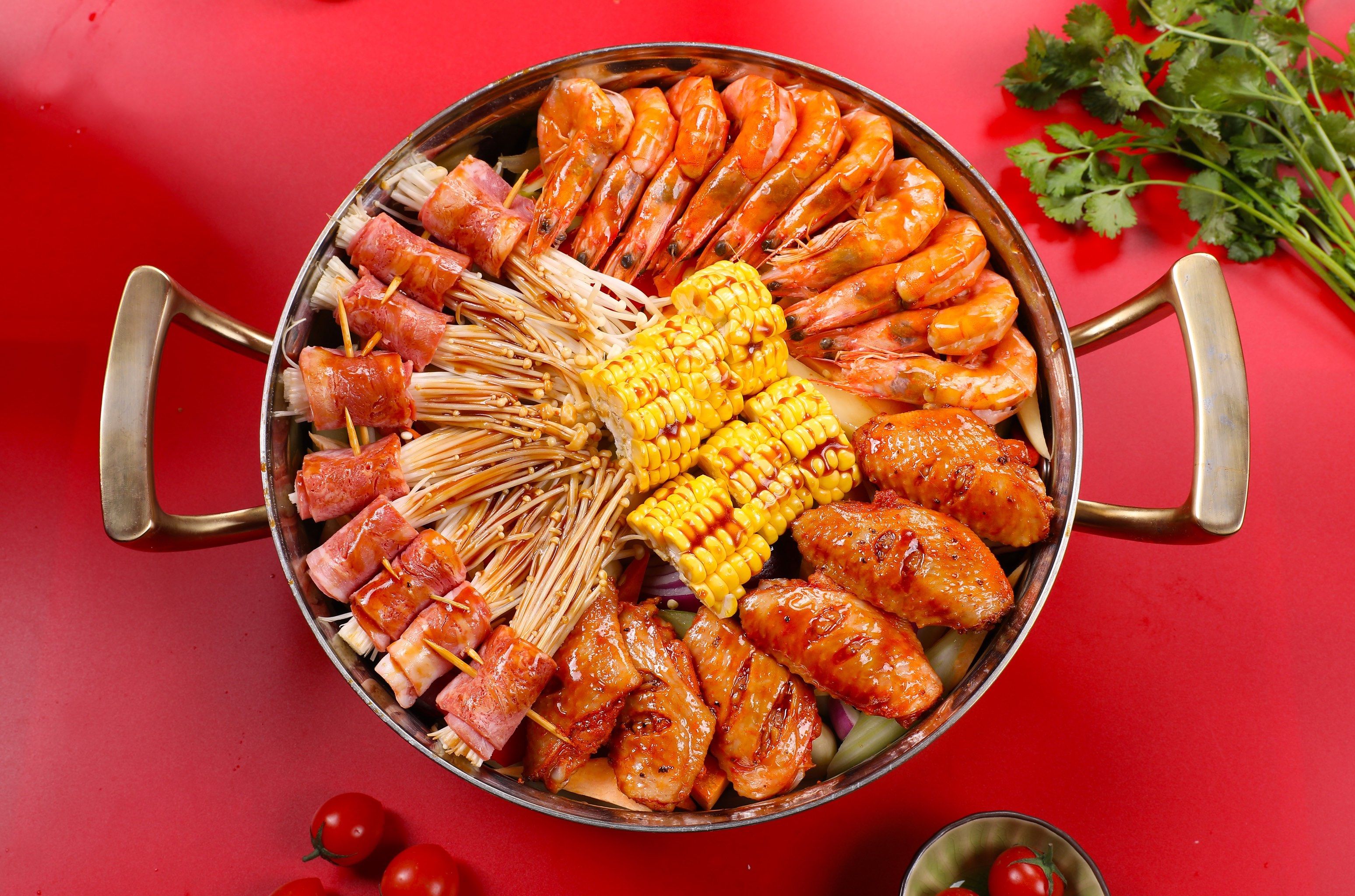 焖锅顶流 锅汁道三汁焖锅