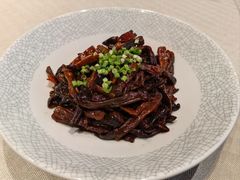 -品悦酒店(三林古镇店)