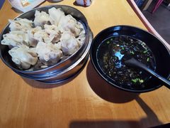 -真真鲜馄饨店(启蒙路店)