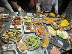 -马路牙子烧烤音乐酒馆(望京店)