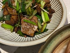 回锅牛肉-半山腰·云南菜(侨福芳草地店)