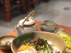 -滇香肴·云南菜蒸汽石锅鱼(云南北路店)