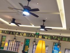 -茶港·点心·啫啫煲(范湖万达广场店)