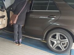 -奔驰北京鹏龙星徽(西大望路店)