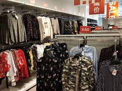-H&M(天一广场店)
