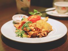 -大头虾越式风味餐厅(光明广场店)