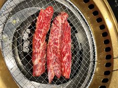 -山川小町·极番烧肉(新地假日广场店)
