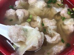 -张阿三馄饨店