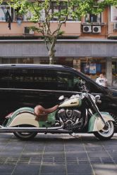 -IMUSE BARBER SHOP