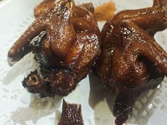 -东口码头·烧鸽子·鱼头泡饼·地方菜(金鹰悦城店)