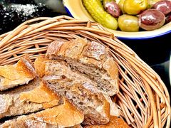 灰裸麦面包-Alimentari早午餐(安福路店)