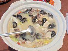 -荷栖小院·品质江西菜(红谷滩店)
