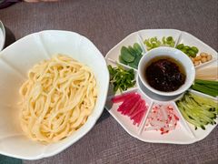 炸酱面-秀儿四九城·新京菜(亚运村鸟巢店)