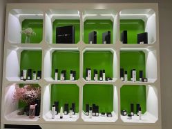 -悟空祛痘·亚健康皮肤管理中心