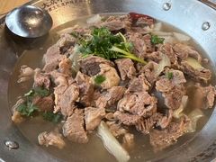 -大众跷脚牛肉馆·非遗传承单位(峨眉山店)