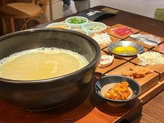 -银米·云南传统过桥米线(双廊黑金冠店)