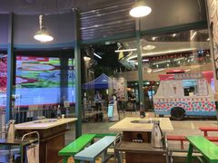 大堂-憨铁匠老火锅(龙岗万科里店)