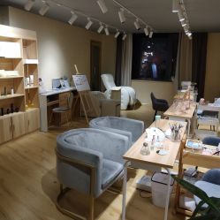 -涂tu指甲日式美甲美睫店
