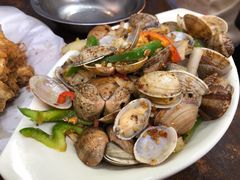 避风塘炒蚬-兴记菜馆