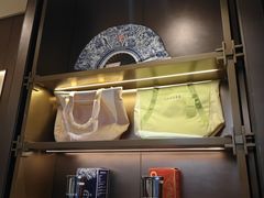 -霸王茶姬(长沙湖南大学登高路店)