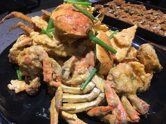咸蛋黄焗螃蟹-一棠龙虾•王牌虾球(楚河汉街店)