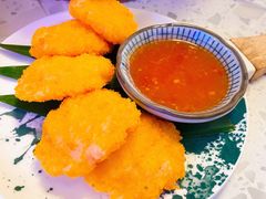 Golden虾饼-浩海火燒雲傣家菜(芮欧百货店)