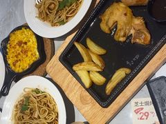 -必胜客(WOW南雄店)