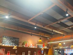 -巴卤社老火锅(财富店)