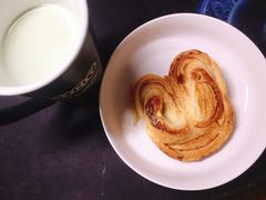 蝴蝶酥-国际饭店·帆声西饼屋(黄河路店)
