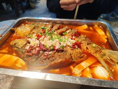 -老街烧烤大排档·地道湖北菜·龙虾馆(汉口火车站店)