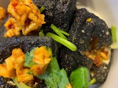 -黑色经典臭豆腐·湖南特产(步行街店)