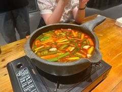 -张夺威·贵州酸汤牛肉火锅(上海首店)